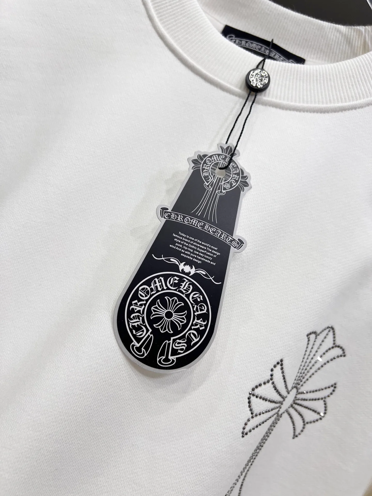 🅿️260 CH Crowe 2025 Autumn and Winter New Style Round Neck Long Sleeve Sweater Cross Middle Eastern Australian Diamond Design Craftsmanship Great in Reality🔥Same Loose Version for Men and Women Size S M L XL XXL Five Codes Black White